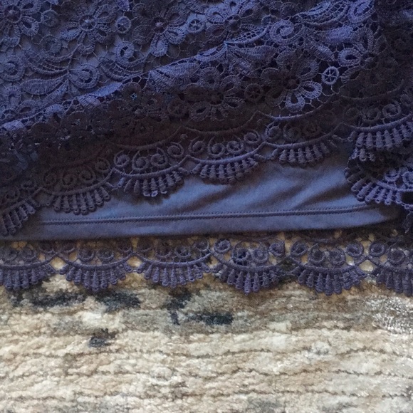 Uniqlo Floral Tops size medium - Picture 9 of 9